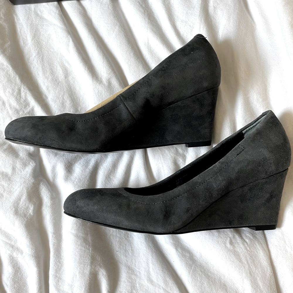 Vionic women’s wedges, Lux Camden